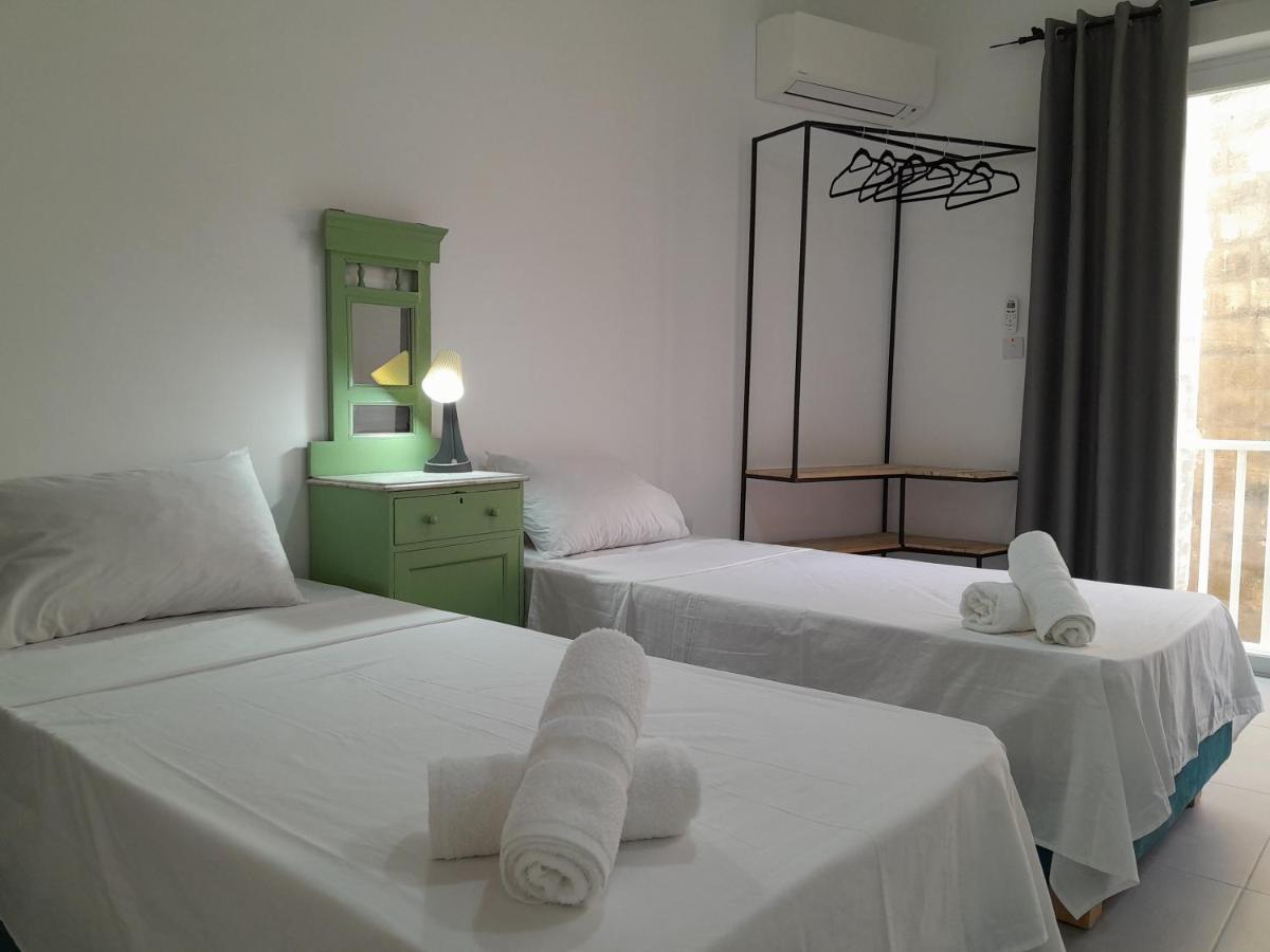Limestone Sun Suites Слима Экстерьер фото