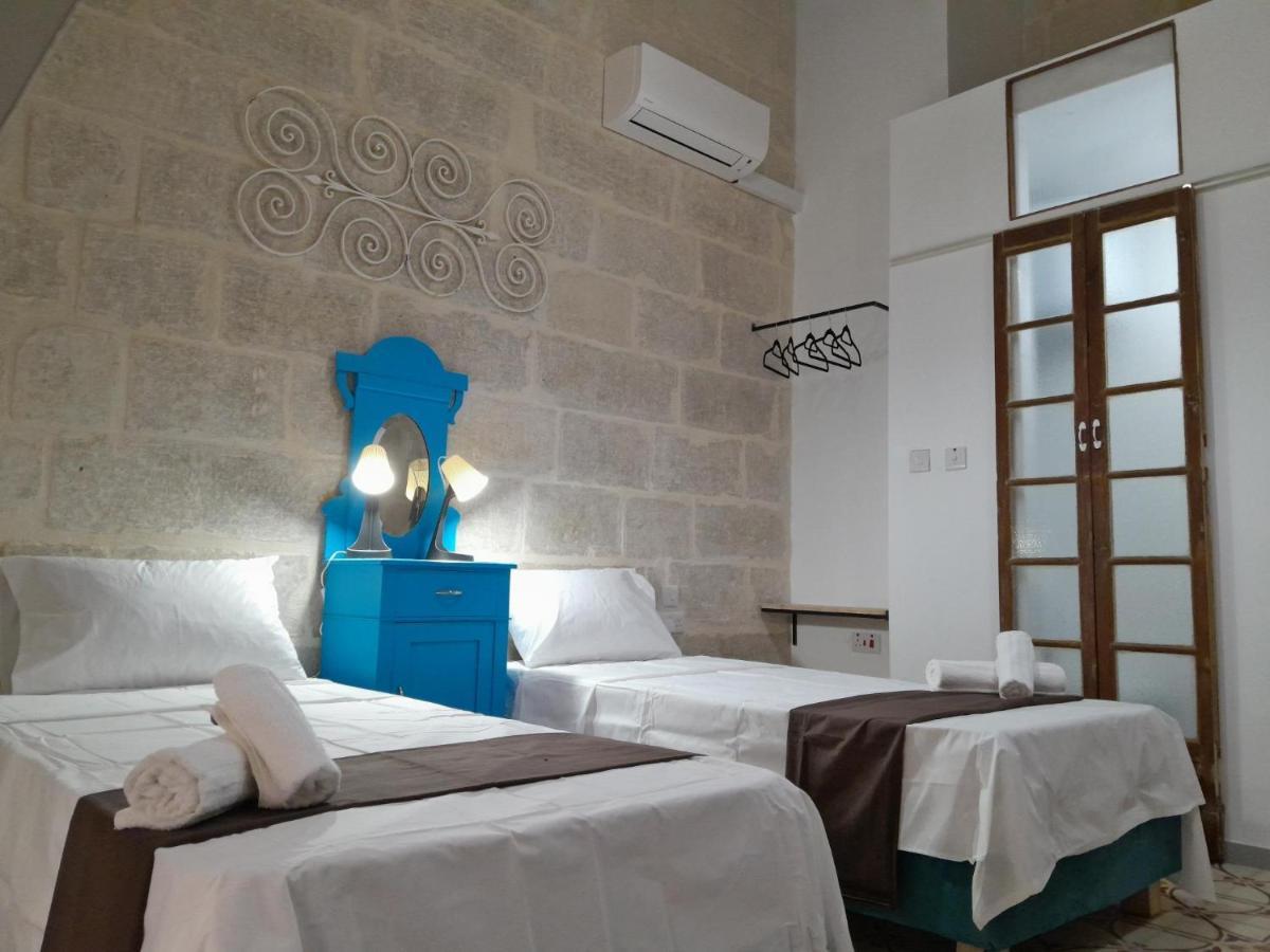 Limestone Sun Suites Слима Экстерьер фото